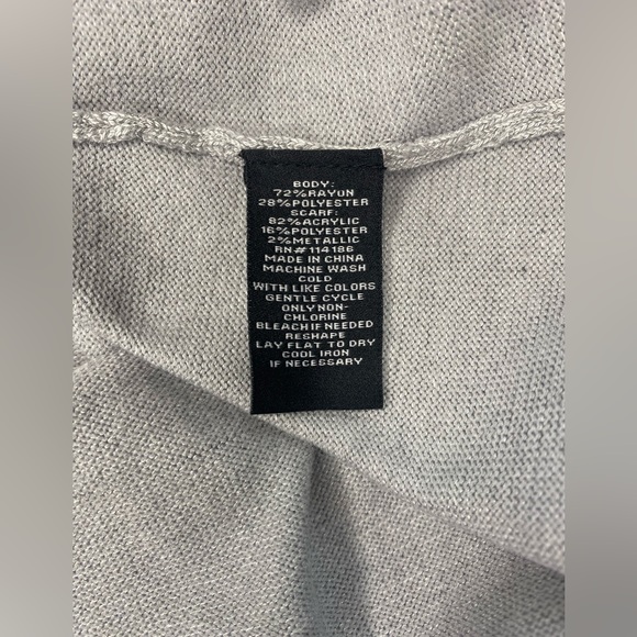 Sweater Bundle Thin Knit Quality Woman’s Sweaters Layering Rayon Burgundy Crew - Picture 8 of 12